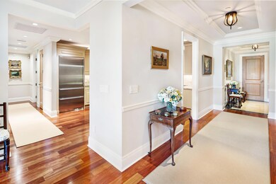 2 Laurens 2B Residence