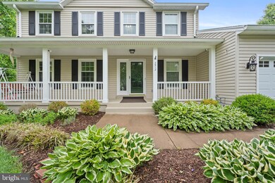 3512 Honey Locust Ct, Fairfax, VA 22033 - photo 2