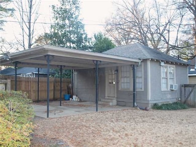 Seperate Guest House