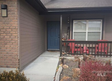 646 Aberdeen Dr, Nampa, ID 83686 - photo 2