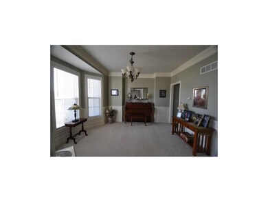 4244 SW Flintrock Dr, Lees Summit, MO 64082 - photo 2