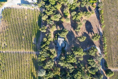 5661 La Mirada Rd, Placerville, CA 95667 - photo 4