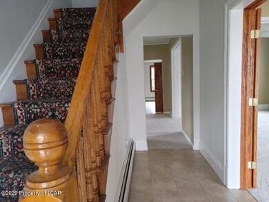 58 E Columbus Ave, Pittston, PA 18640 - photo 7
