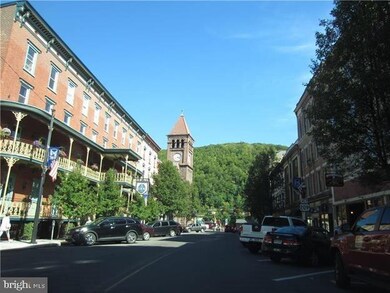 436 Dew Drop Dr, Jim Thorpe, PA 18229 - photo 3