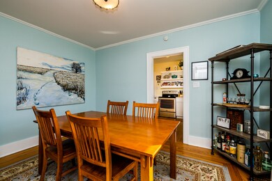 Three Oaks Rd-108