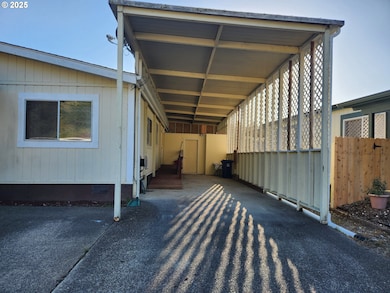 100 River Bend Rd unit 66, Reedsport, OR 97467 - photo 3