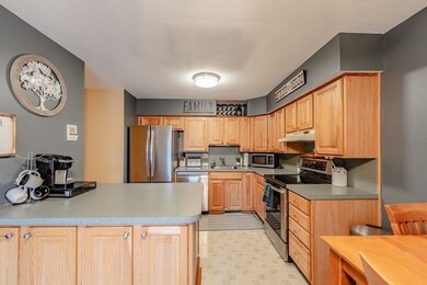 96 Fuller St unit 28, Ludlow, MA 01056 - photo 2