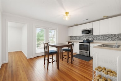 Virtually staged Kitchen