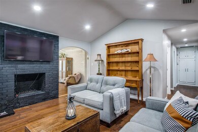 6493 Ridgemont Dr, Dallas, TX 75214 - photo 5