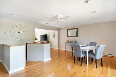 4162 Post Rd unit 11, East Greenwich, RI 02818 - photo 6