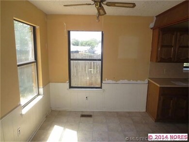 1305 W Phoenix St, Broken Arrow, OK 74011 - photo 4