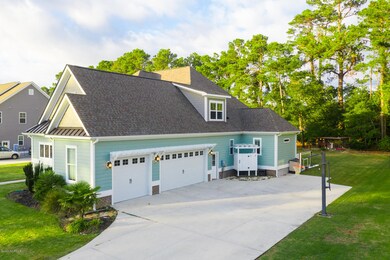 3 Car Garage