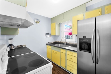 4713 Eastgate Dr, Columbus, IN 47203 - photo 7