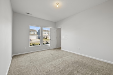 4853 Amber Crossing Dr, Columbus, OH 43232 - photo 7