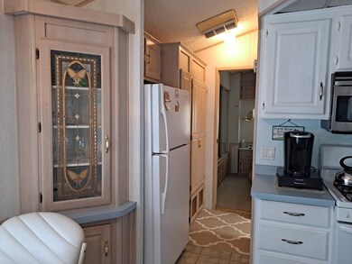 3701 Baynard Dr unit J-18, Punta Gorda, FL 33950 - photo 7