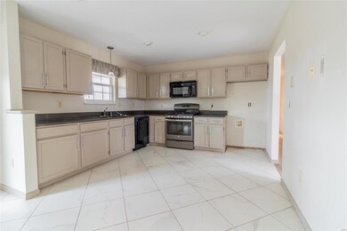 9 Leone Ct, Maryville, IL 62062 - photo 7