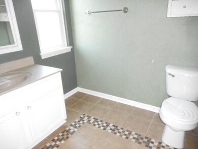 1106 Yorkshire Ct unit D, Elgin, IL 60120 - photo 3