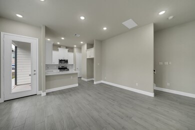 8318 Sunnyhill St, Houston, TX 77088 - photo 2