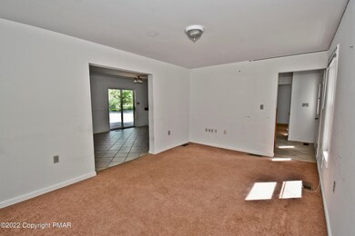 184 Escoll Dr, East Stroudsburg, PA 18301 - photo 5