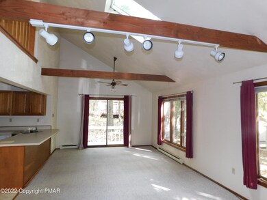 122 Bayberry Ct, East Stroudsburg, PA 18301 - photo 3