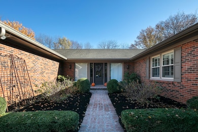 2051 Bridgeport Dr, Lexington, KY 40502 - photo 3