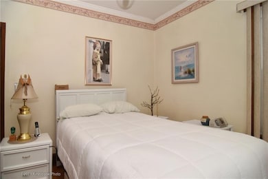 61 Warwick St, Woonsocket, RI 02895 - photo 7