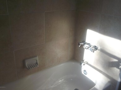 2503 Una Dr, Jacksonville, FL 32216 - photo 7