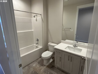 704 Magnolia Ave unit 43, Woodburn, OR 97071 - photo 5