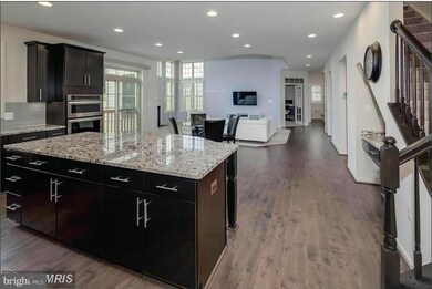 13302 Redspire Dr, Silver Spring, MD 20906 - photo 4