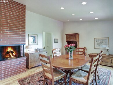 unlisted-address, Lake Oswego, OR 97034 - photo 6