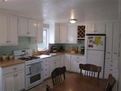 37 Lakeview Dr, Leicester, MA 01524 - photo 3