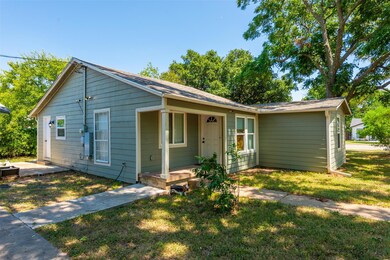 930 Poindexter Ave, Cleburne, TX 76033 - photo 2