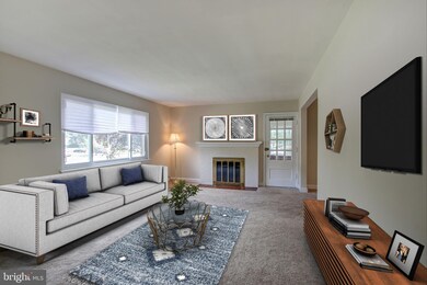 6035 Vista Dr, Falls Church, VA 22041 - photo 3