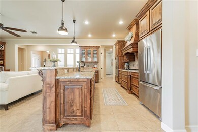 308 Paddle Boat Dr, Granbury, TX 76049 - photo 6