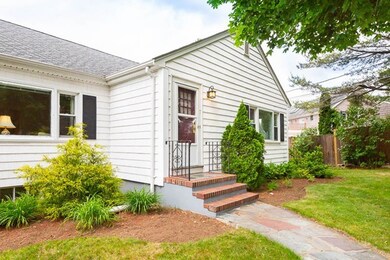 7 Cordis St, Wakefield, MA 01880 - photo 4