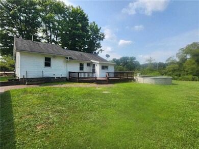 Featuring back deck to overlook country view