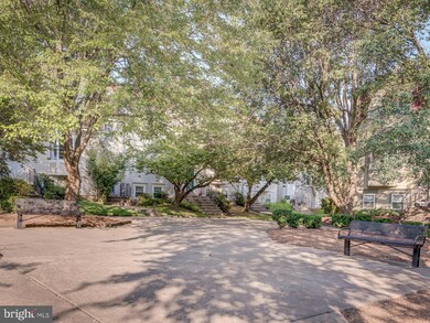 2400 Ridgehampton Ct, Reston, VA 20191 - photo 5