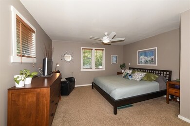 439 E Huntington Ln, Elmhurst, IL 60126 - photo 5