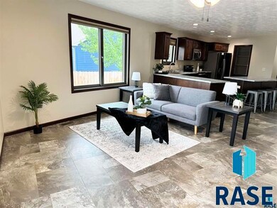 504 Cedar Dr, Harrisburg, SD 57032 - photo 6