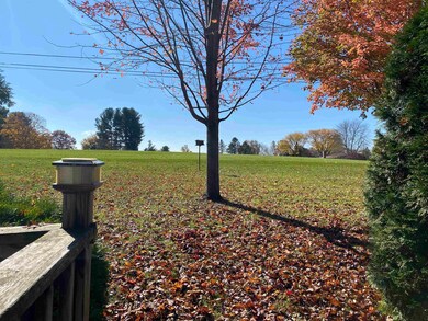 425 Oak Ridge Dr, Cedarville, IL 61013 - photo 3