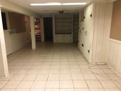 56627 Pinecrest Dr, Elkhart, IN 46516 - photo 5