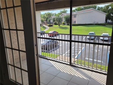 155 N Pearl Lake Causeway unit 200, Altamonte Springs, FL 32714 - photo 2