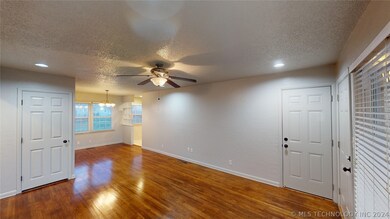 4148 S 38th West Ave, Tulsa, OK 74107 - photo 4