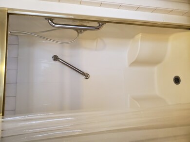 28W497 Douglas Rd unit 3, Naperville, IL 60564 - photo 7