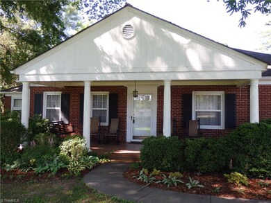 206 Coleridge Rd, Ramseur, NC 27316 - photo 5