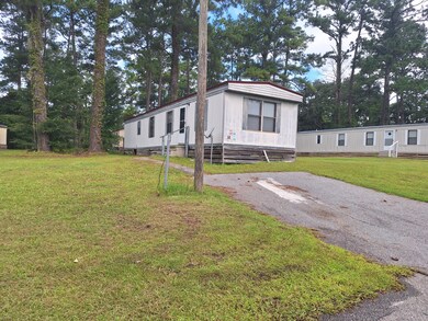 1600 Dunlevie Rd unit 50, Allenhurst, GA 31301 - photo 4