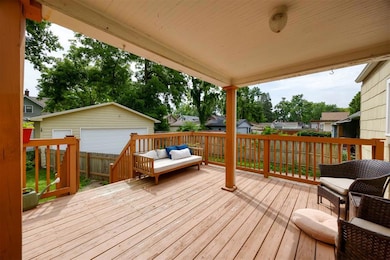 2501 44th St, Des Moines, IA 50310 - photo 5