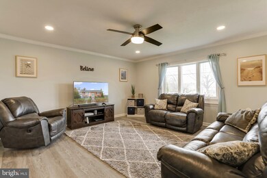 403 W 15th St, Front Royal, VA 22630 - photo 2