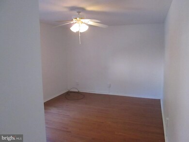 5012 Columbia Pike unit 4, Arlington, VA 22204 - photo 3