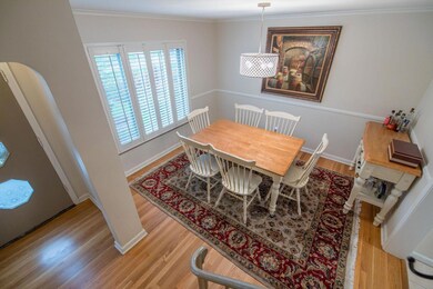 Formal Dining